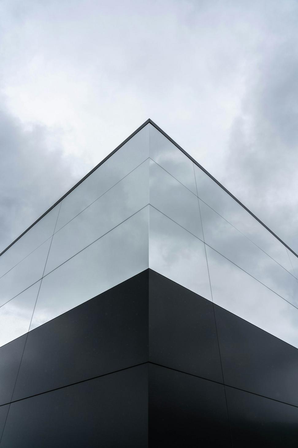 Lakeshore Retail Complex